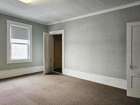 76 Main Street Newcastle ME 04553