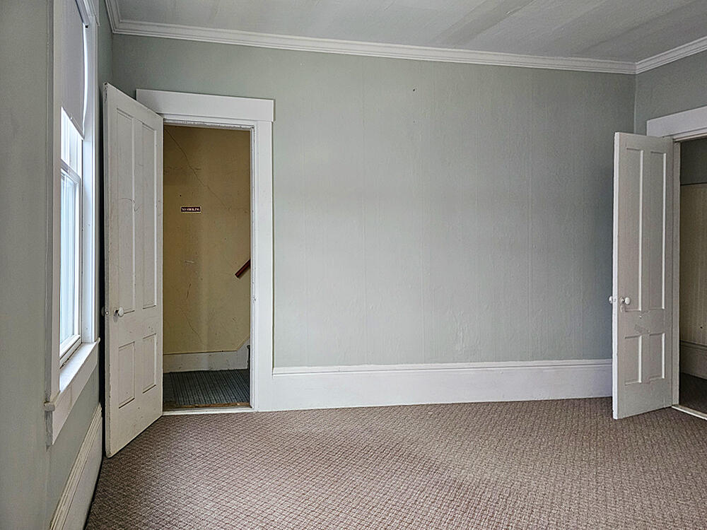 76 Main Street Newcastle ME 04553