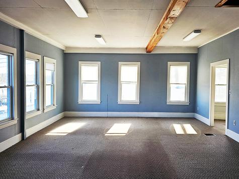 76 Main Street Newcastle ME 04553