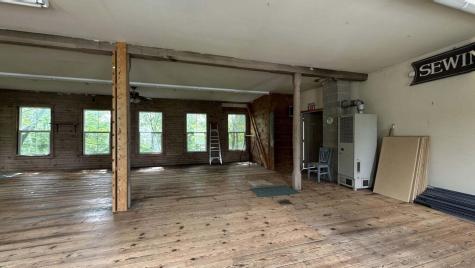5 Starks Road New Sharon ME 04955