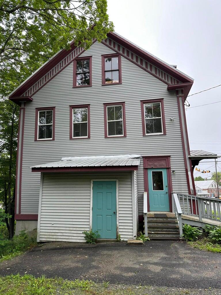 5 Starks Road New Sharon ME 04955