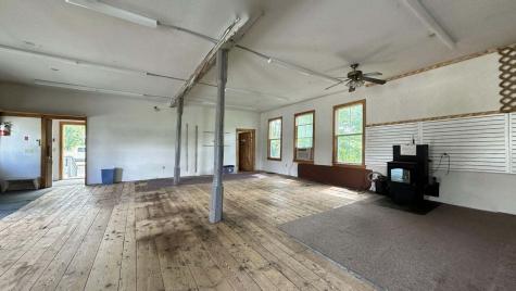 5 Starks Road New Sharon ME 04955