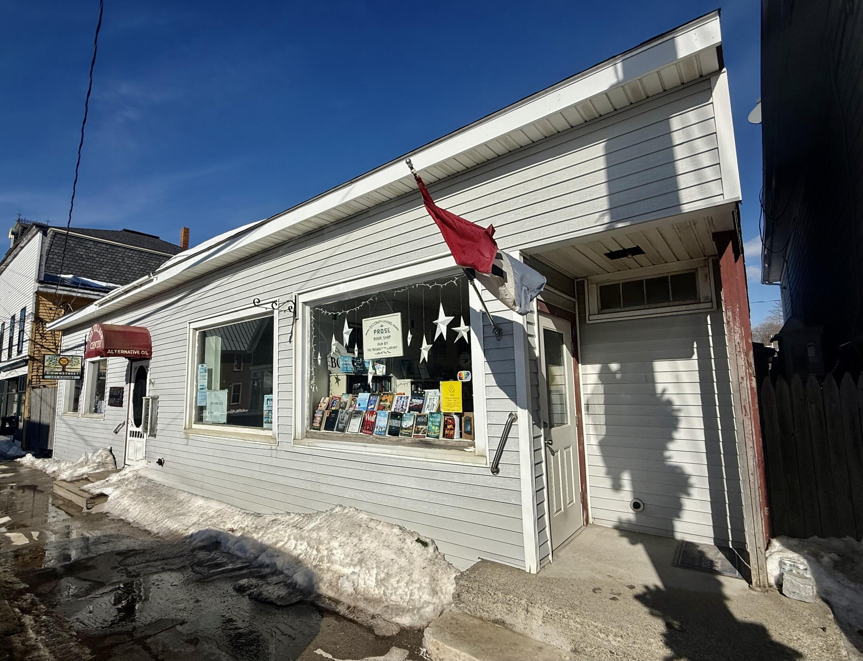 54 W Main Street Vinalhaven ME 04863