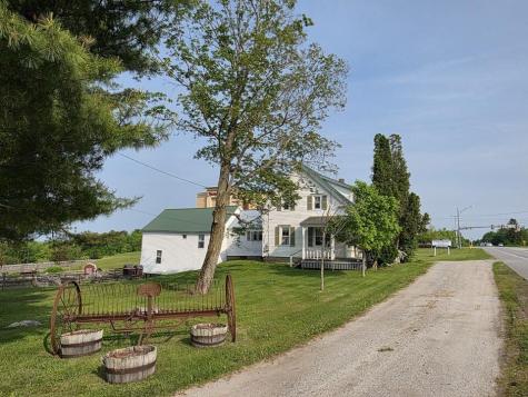 167 Main Street Oxford ME 04270