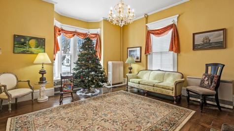 859 W Main Street Dover-foxcroft ME 04426