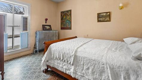 859 W Main Street Dover-foxcroft ME 04426