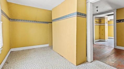 859 W Main Street Dover-foxcroft ME 04426