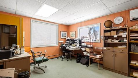 859 W Main Street Dover-foxcroft ME 04426