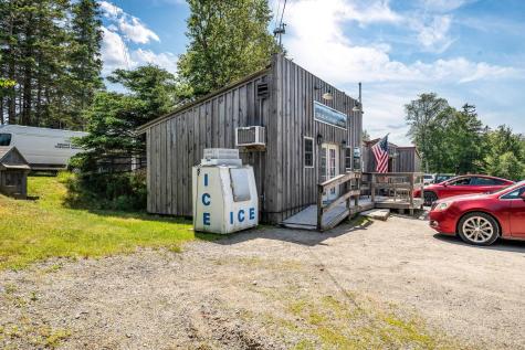 40 North Road Swans Island ME 04685