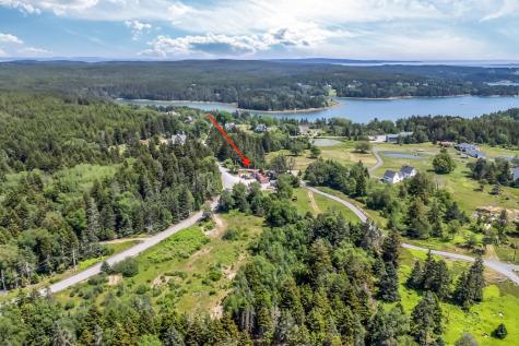 40 North Road Swans Island ME 04685