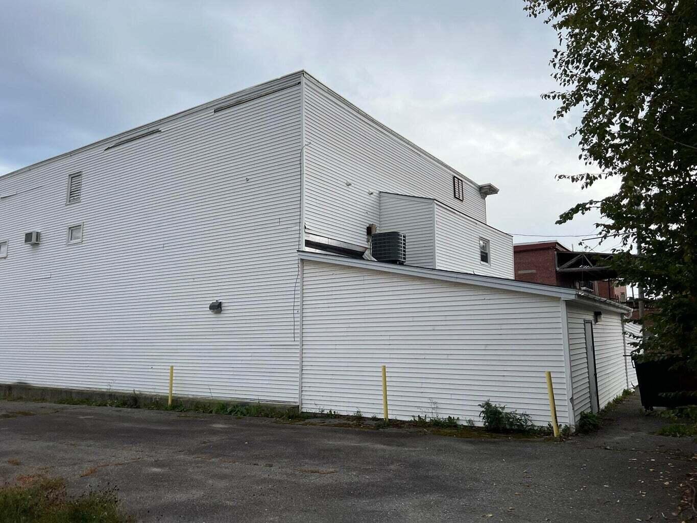 140 Penobscot Avenue Millinocket ME 04462