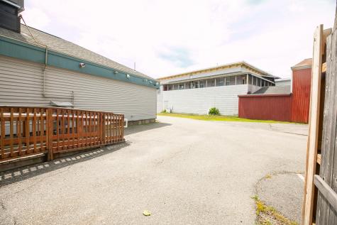 557 Hammond Street Bangor ME 04401