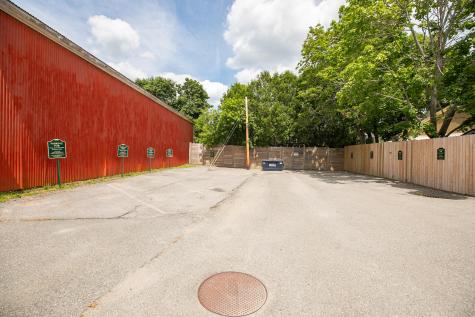 557 Hammond Street Bangor ME 04401