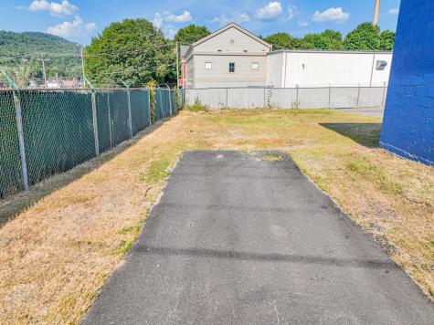 70 Essex Avenue Rumford ME 04276