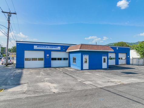 70 Essex Avenue Rumford ME 04276