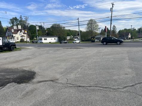957 Sabattus Street Lewiston ME 04240