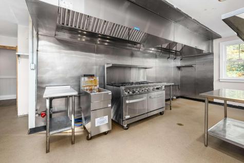 57-59 State Road Kittery ME 03904