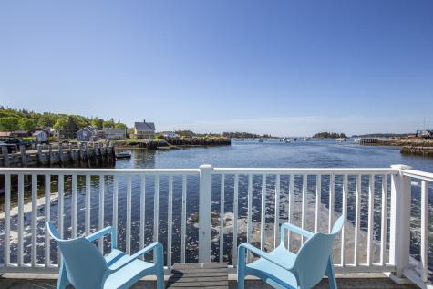 15 Main Street Vinalhaven ME 04863