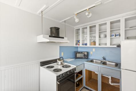 15 Main Street Vinalhaven ME 04863