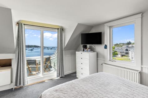 15 Main Street Vinalhaven ME 04863