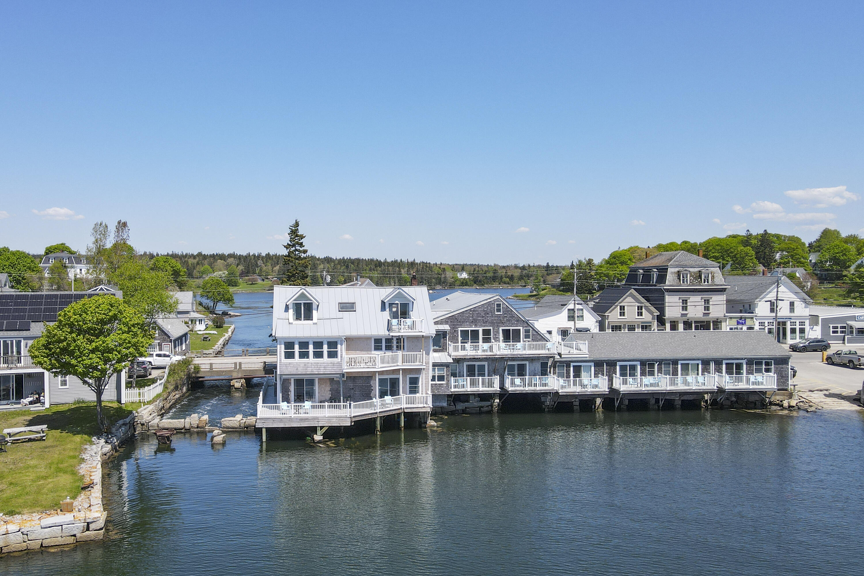 15 Main Street Vinalhaven ME 04863