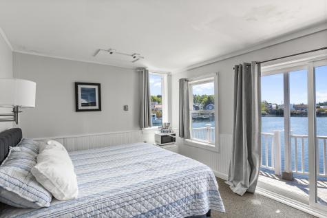 15 Main Street Vinalhaven ME 04863