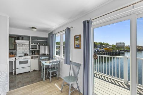 15 Main Street Vinalhaven ME 04863