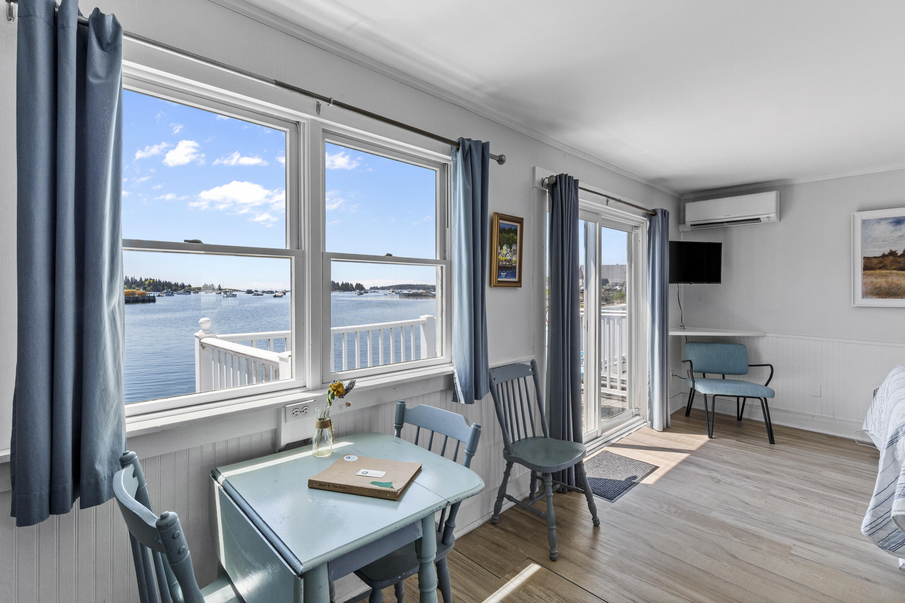 15 Main Street Vinalhaven ME 04863