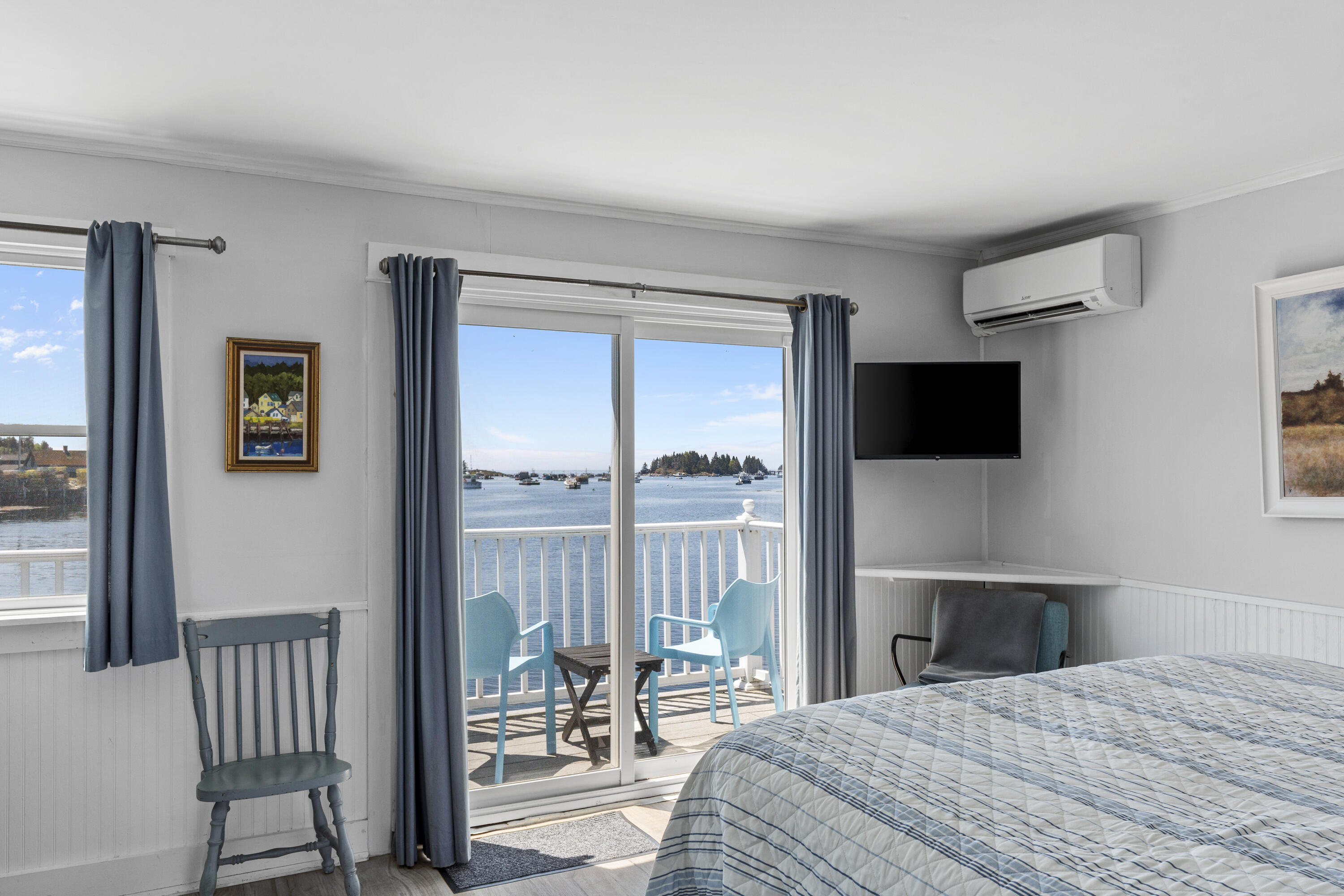 15 Main Street Vinalhaven ME 04863