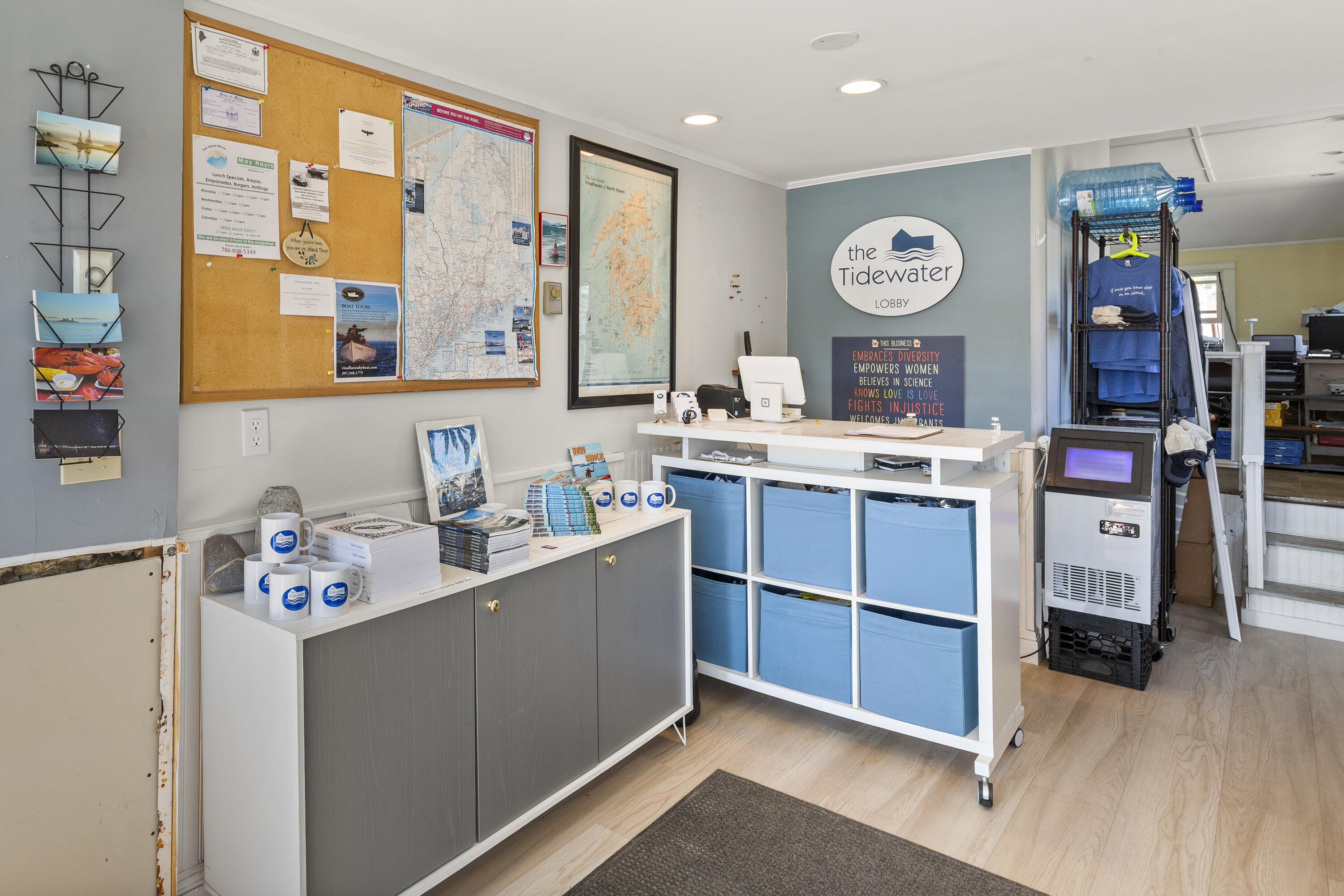 15 Main Street Vinalhaven ME 04863