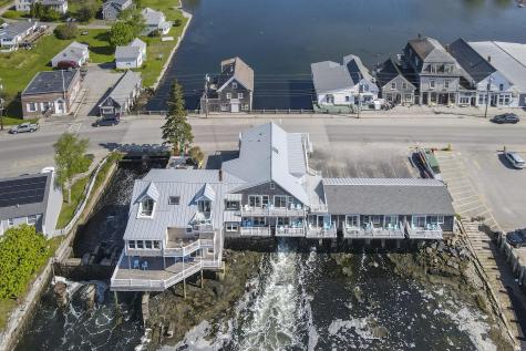 15 Main Street Vinalhaven ME 04863