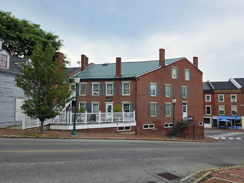 218 Water Street Gardiner ME 04345