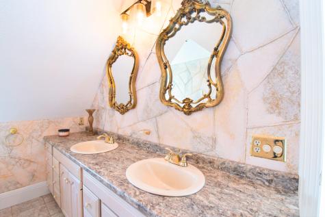 170 Annabessacook Road Winthrop ME 04364