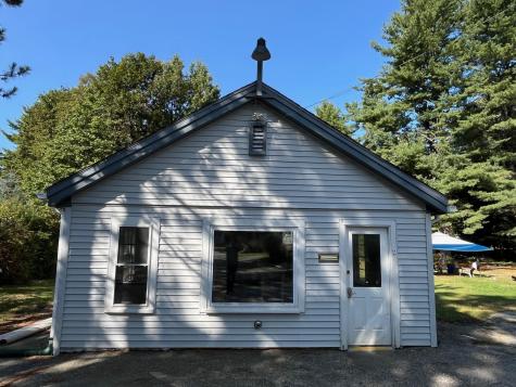 9 Lewiston Road Gray ME 04039