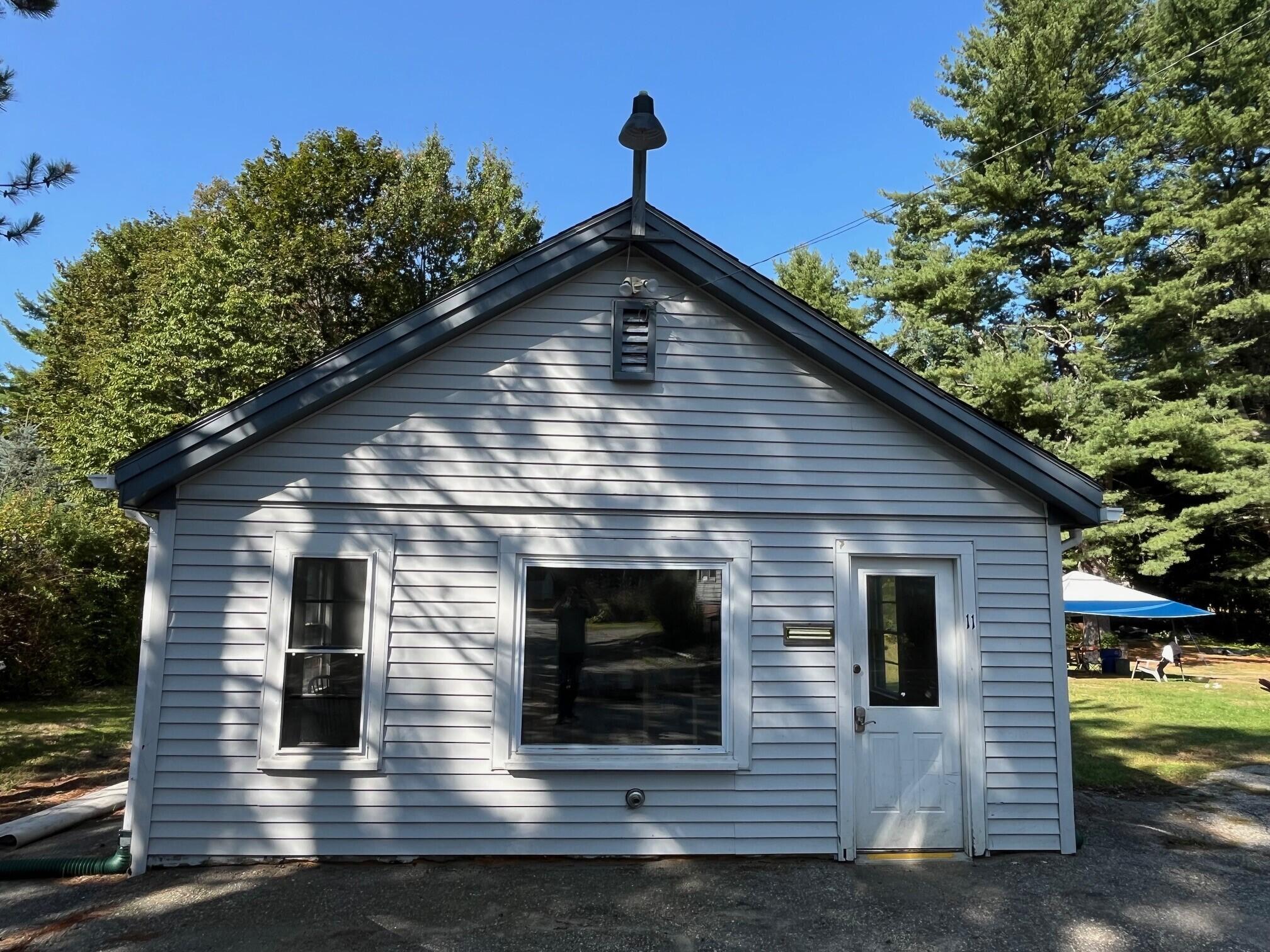 9 Lewiston Road Gray ME 04039