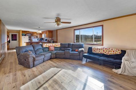 147 Upper Pond Road Litchfield ME 04350