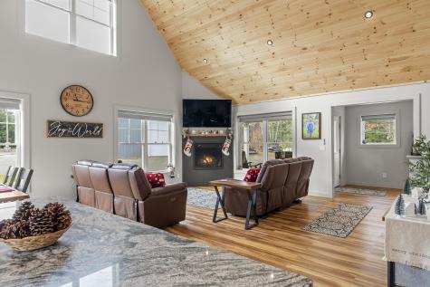 145 E Pond Road Nobleboro ME 04555