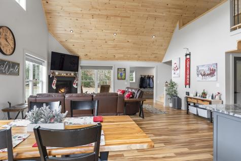 145 E Pond Road Nobleboro ME 04555