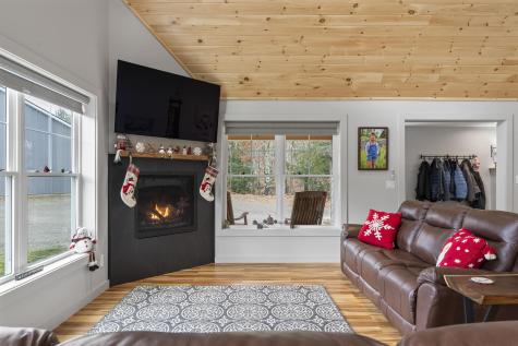 145 E Pond Road Nobleboro ME 04555