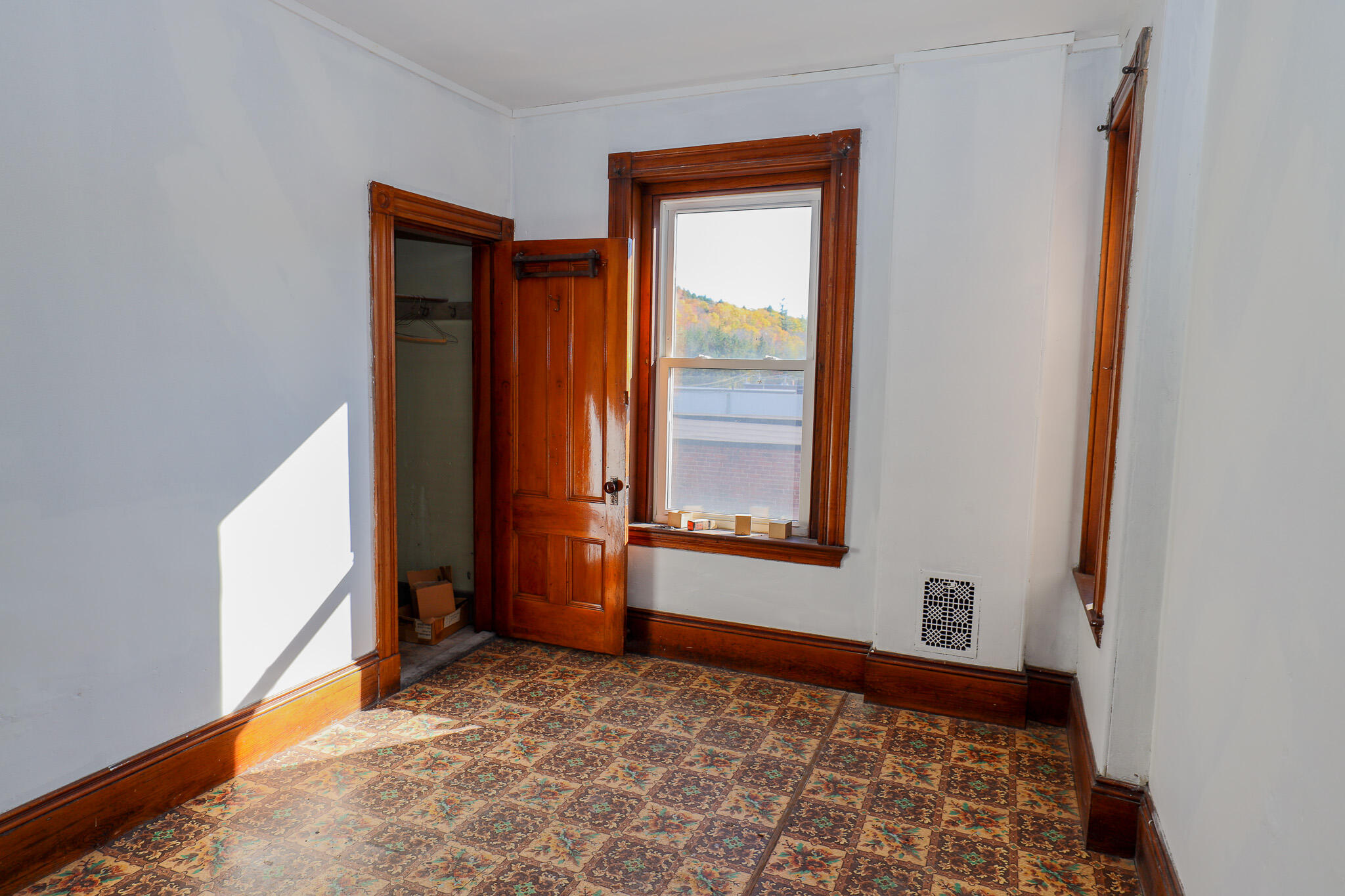 102 Congress Street Rumford ME 04276