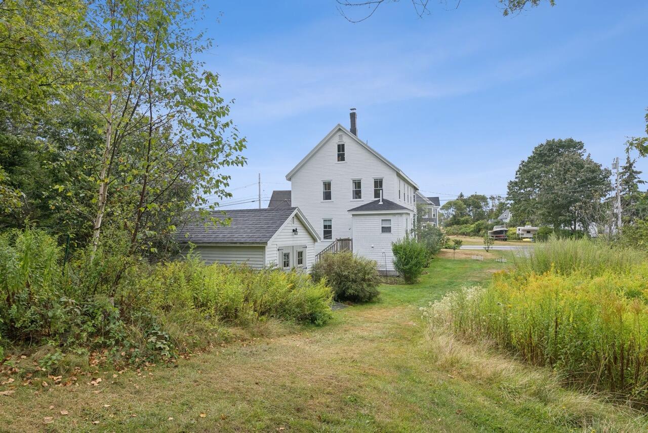 201 Snowball Hill Road Bristol ME 04554