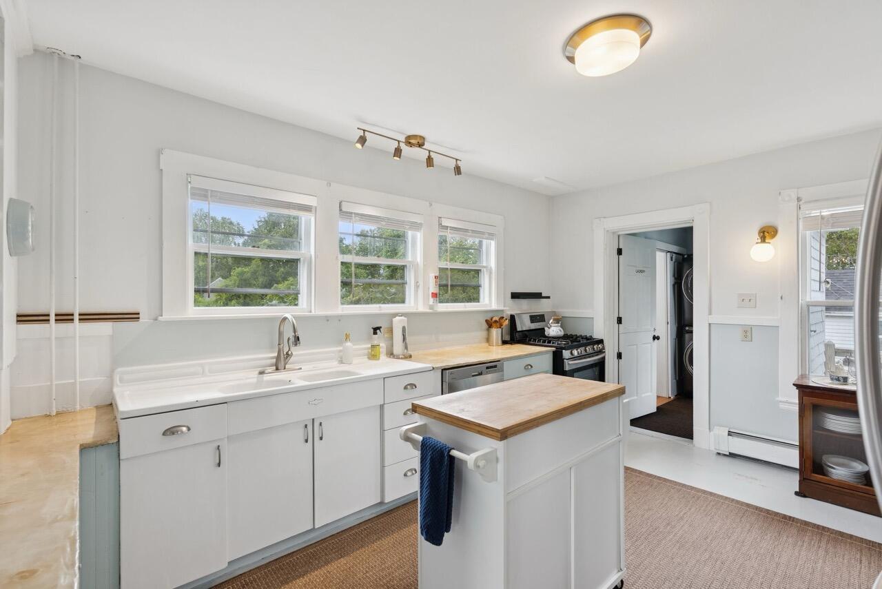 201 Snowball Hill Road Bristol ME 04554