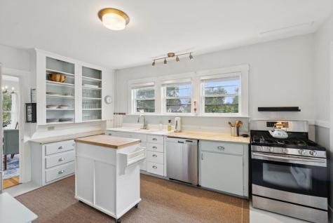 201 Snowball Hill Road Bristol ME 04554