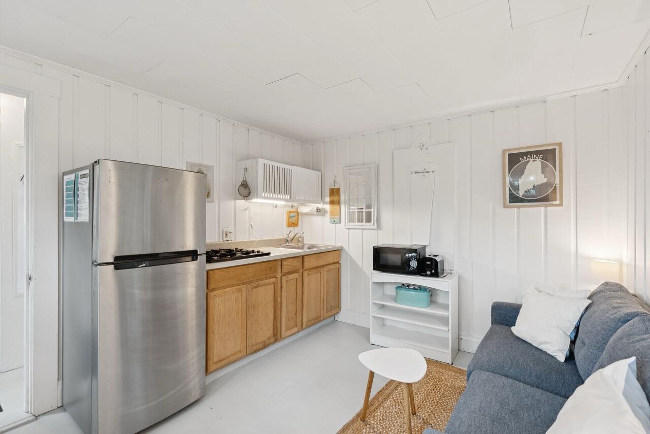 201 Snowball Hill Road Bristol ME 04554