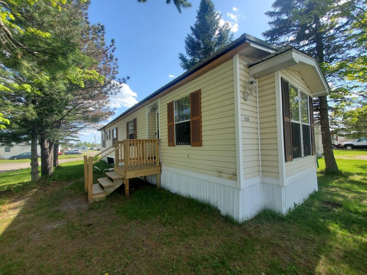 1 Carriage Estates Pittsfield ME 04967