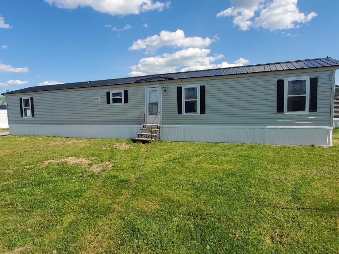 1 Carriage Estates Pittsfield ME 04967