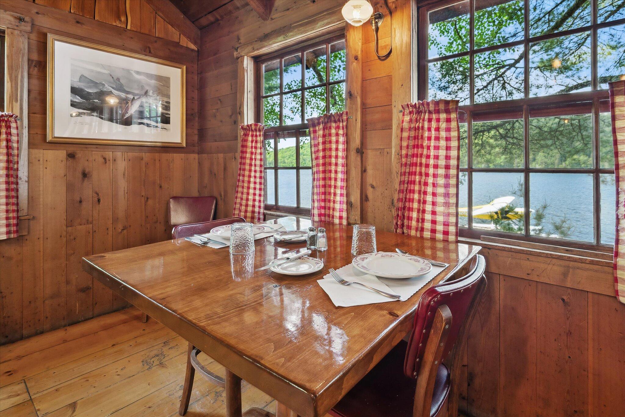 0 Bradford Camps, Munsungan Lake T8 R10 Wels ME 04732