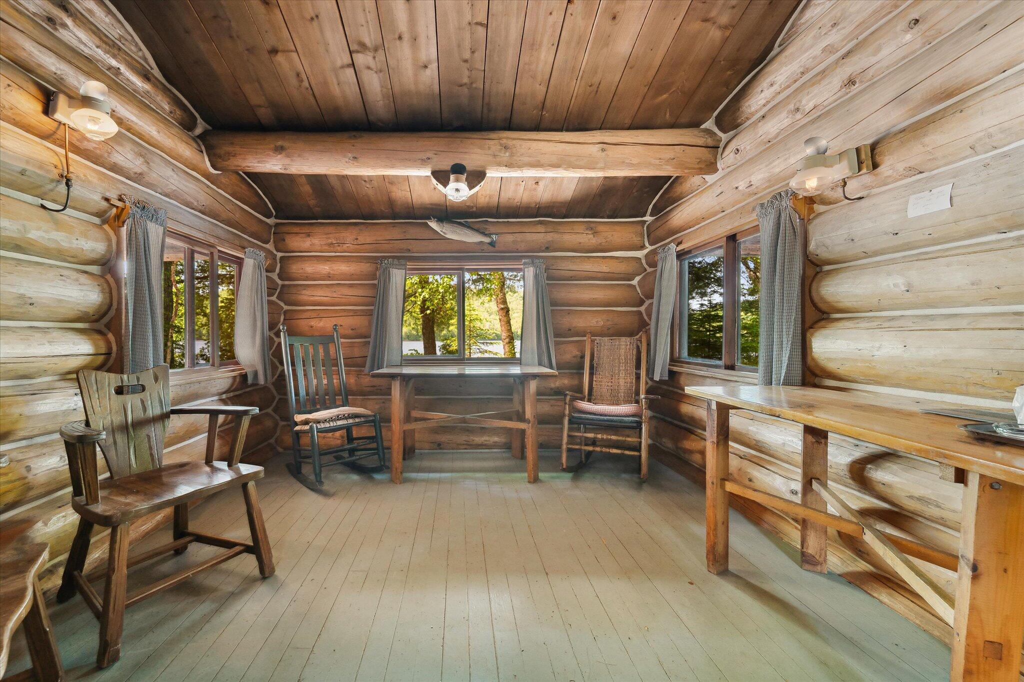 0 Bradford Camps, Munsungan Lake T8 R10 Wels ME 04732