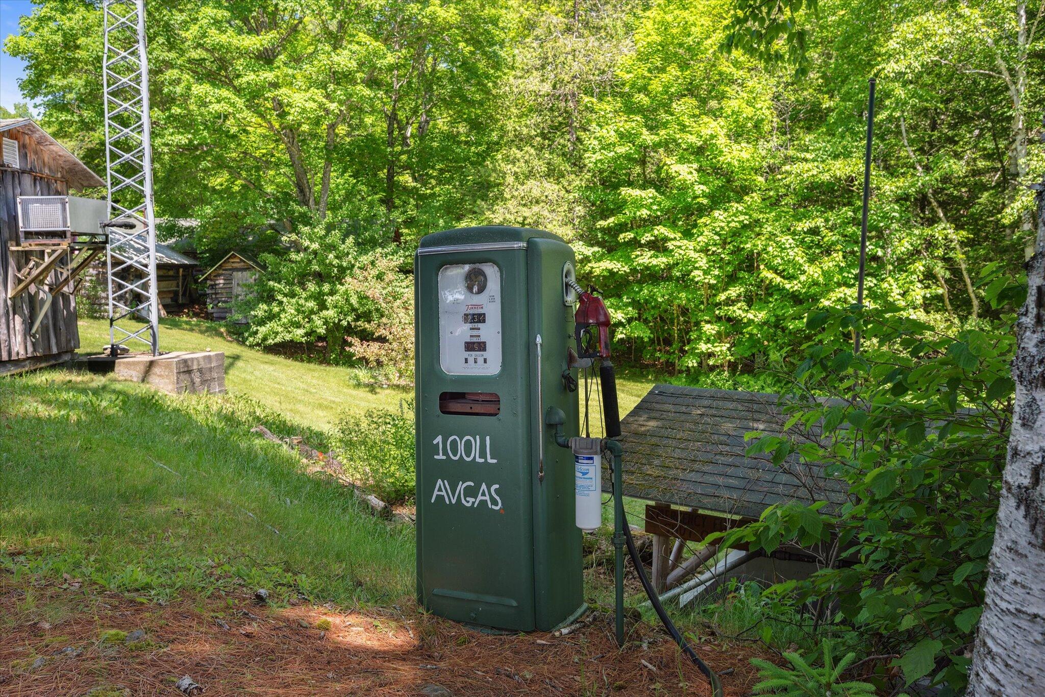 0 Bradford Camps, Munsungan Lake T8 R10 Wels ME 04732