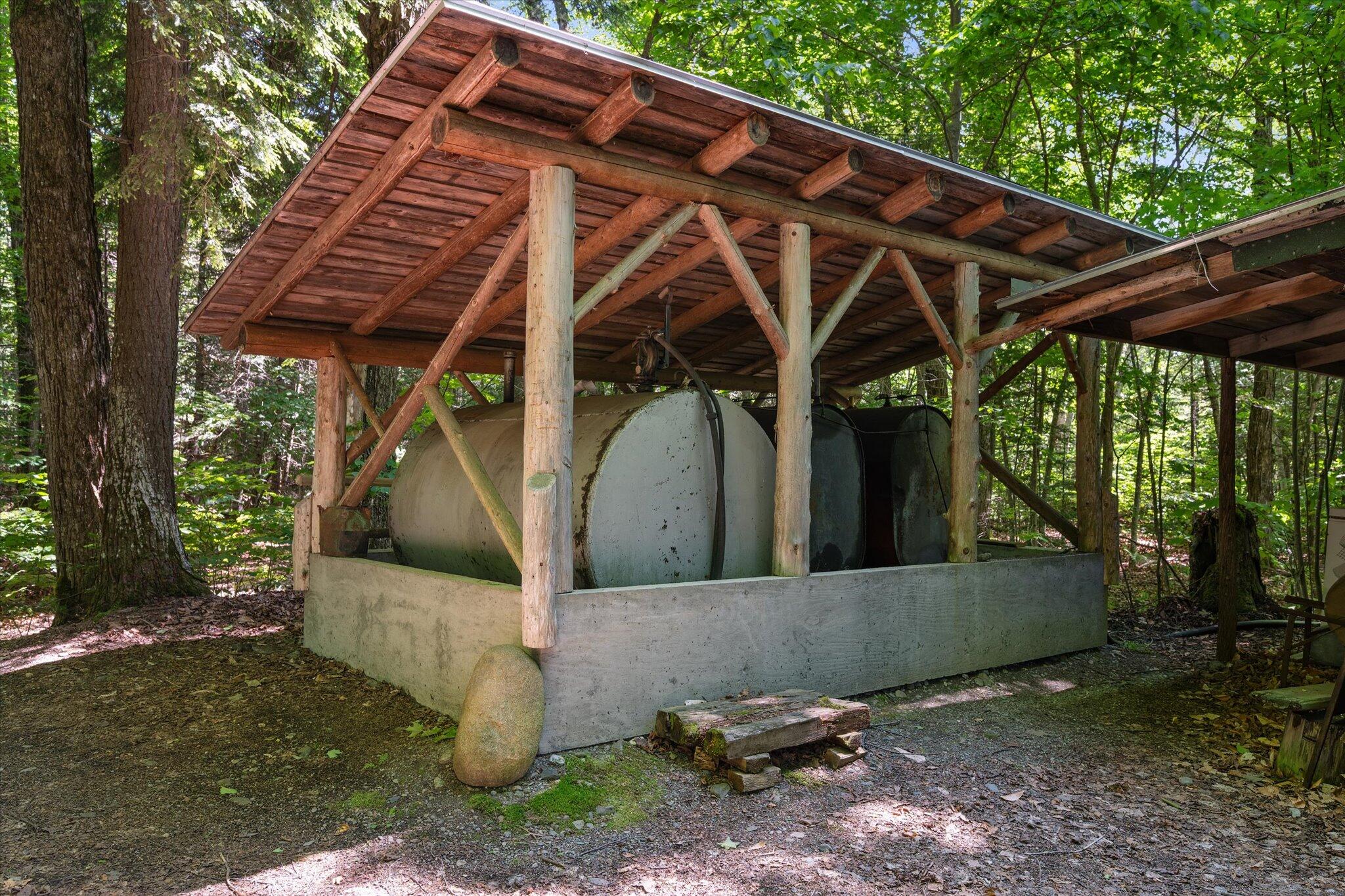 0 Bradford Camps, Munsungan Lake T8 R10 Wels ME 04732